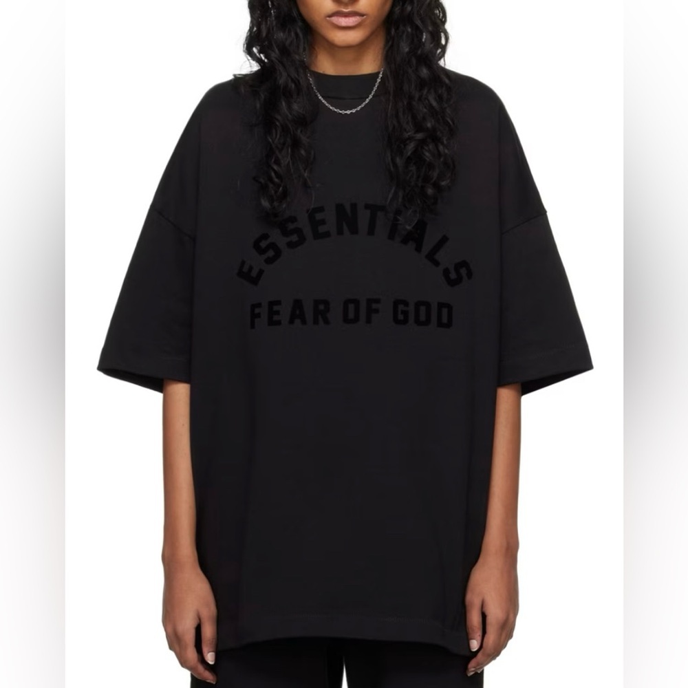 FEAR OF GOD ESSENTIALS Black Crewneck T-Shirt. SIZE XXS